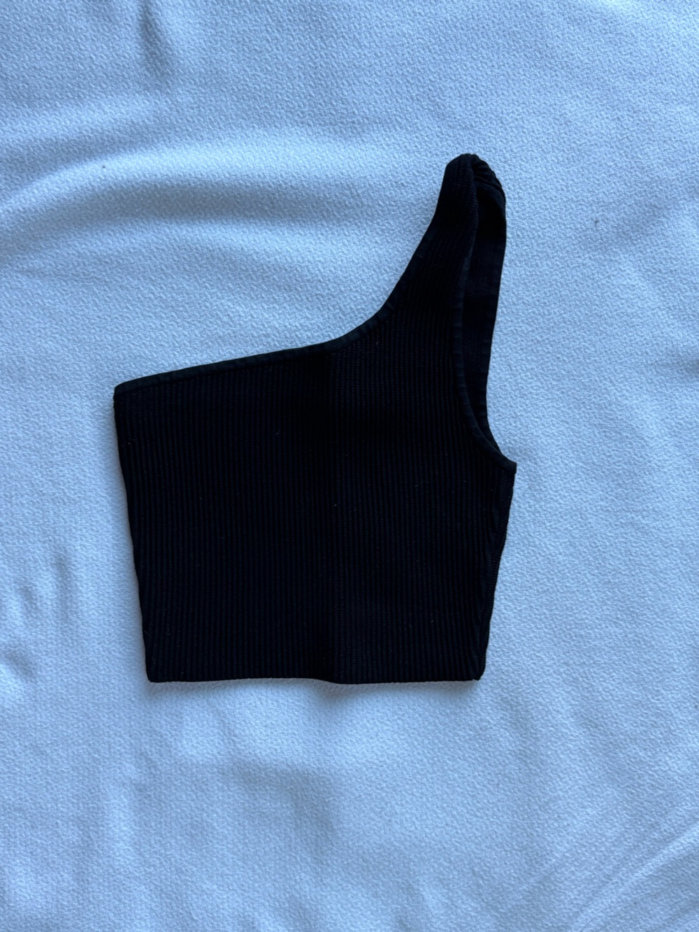 Aritzia Babaton Black One-Shoulder Ribbed Crop Top